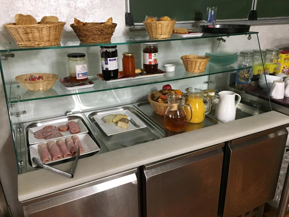 Auberge Les Fontilles Coltines Esterno foto